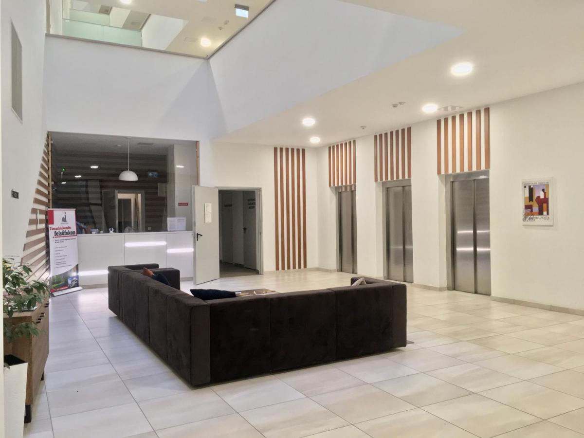 Cooper Apartment Budapest Bagian luar foto